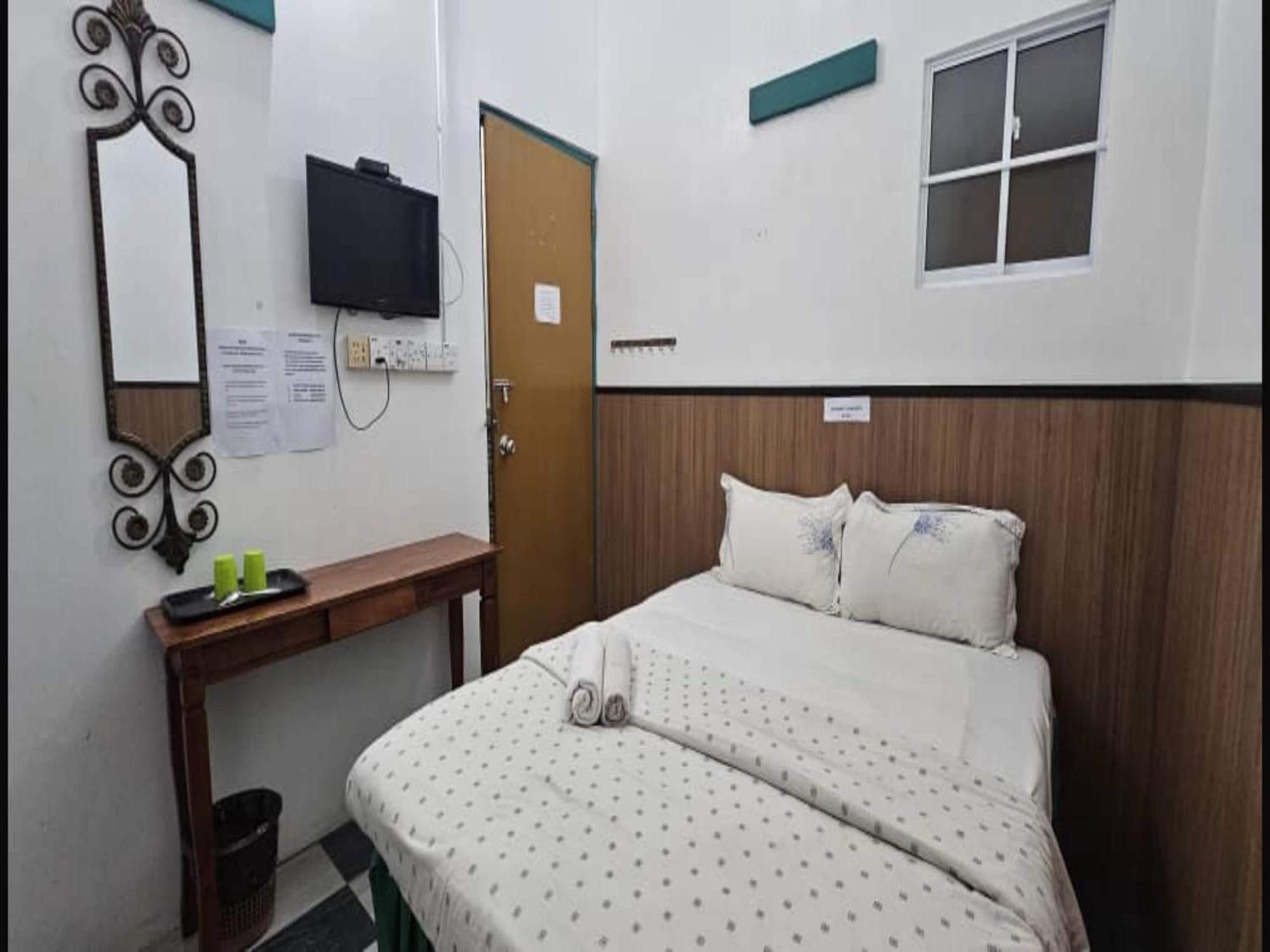 Oyo 90979 Sianglory Inn コタキナバル エクステリア 写真