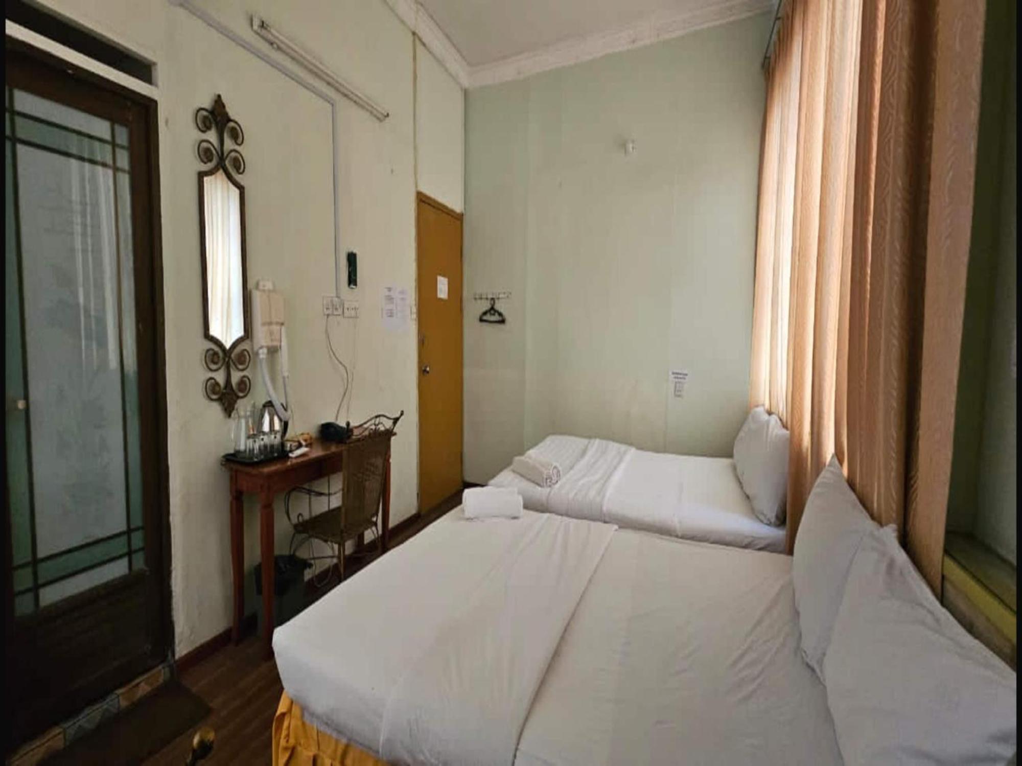 Oyo 90979 Sianglory Inn コタキナバル エクステリア 写真