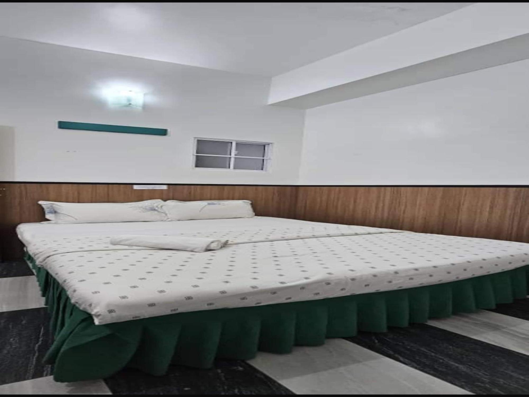Oyo 90979 Sianglory Inn コタキナバル エクステリア 写真