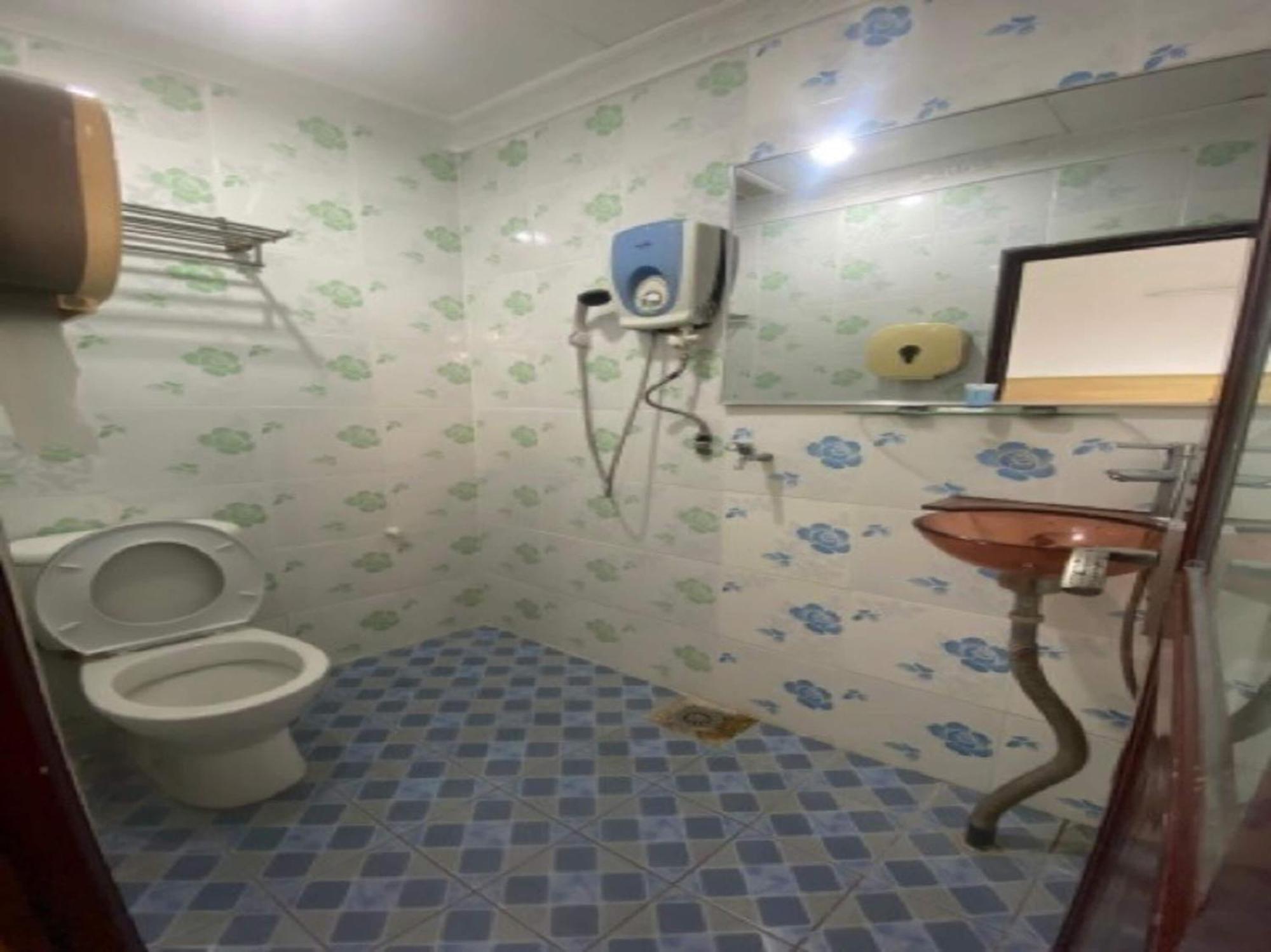 Oyo 90979 Sianglory Inn コタキナバル エクステリア 写真